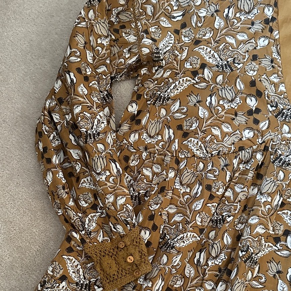 Anthropologie Floral Long-Sleeve V-Neck Dress in Mustard! - Picture 6 of 10